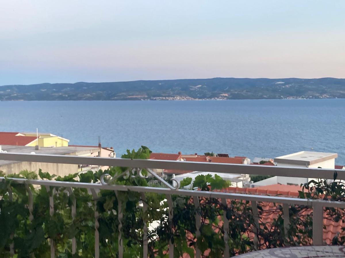 Guest House Adria Dugi Rat Exterior photo